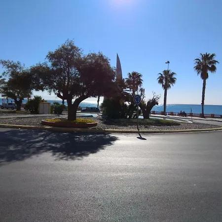 Acogedor Y En 1ªlinea De Costa 16benal * Benalmádena